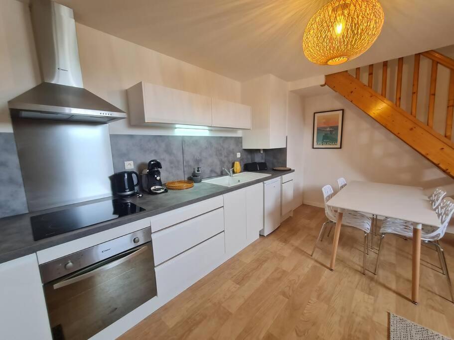 Duplex Centre Ville-Bord De Mer Конкарно Экстерьер фото