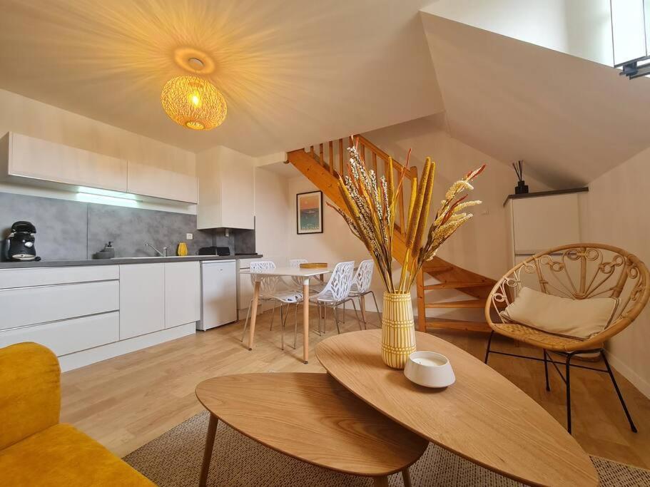 Duplex Centre Ville-Bord De Mer Конкарно Экстерьер фото